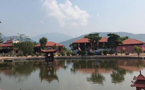 Hàng loạt vi phạm đất đai, xây dựng trái phép, phá rừng của nhà sư bị tố "gạ tình" phóng viên