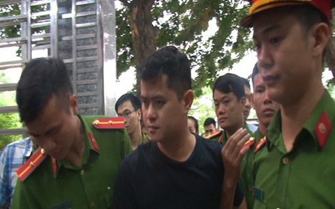 Diễn biến mới vụ gã bác sĩ nghi hiếp dâm, đánh nữ điều dưỡng
