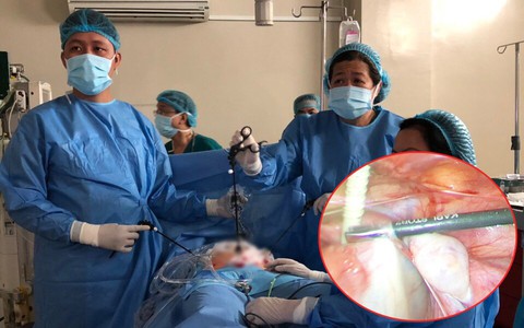 Bé gái 10 tuổi được phát hiện có nang nước lớn cạnh 2 ống dẫn trứng: Bác sĩ cảnh báo cha mẹ cần đưa con gái đi khám khi thấy điều này