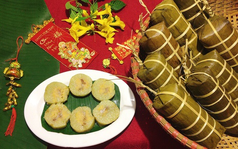 Từ A-Z cách gói bánh tét "chuẩn không cần chỉnh" của mẹ đảm Sài Gòn chia sẻ để ai cũng gói được