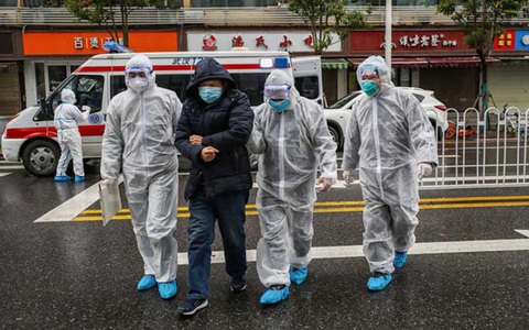Cảnh báo: Virus corona có khả năng lây từ người sang người chỉ trong vòng 15 phút, virus có thể "bay" tới 2m
