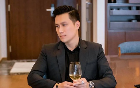 Ồn ào với vợ cũ vừa qua, Việt Anh lại gây tranh cãi khi triết lý sâu cay: "Tưởng là yêu thật ra là nhầm nhọt"
