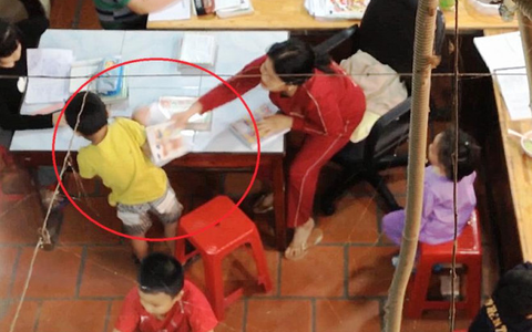 Người phụ nữ đánh học sinh ở Ninh Thuận chỉ làm nông và tự nghiên cứu tài liệu rồi mở lớp dạy kèm