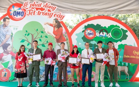Jun Phạm, Chan La Cà, Quang Bảo và Hana Giang Anh cùng chung tay cho "QUỸ OMO VƯỜN ƯƠM LỘC QUÝ" đầu tiên tại Việt Nam