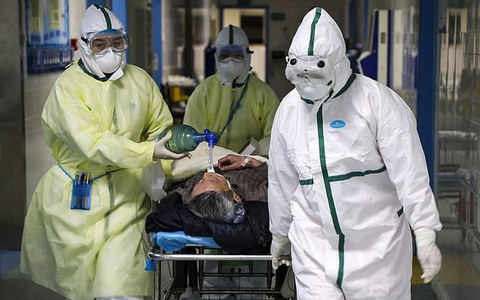 Giám đốc bệnh viện hàng đầu ở Vũ Hán tử vong vì virus corona