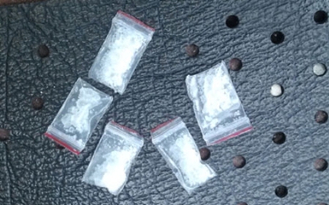 Việt kiều tử vong vì giấu heroin ở "chỗ kín"