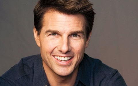 Tom Cruise được đồng nghiệp dẫn đến câu lạc bộ "mát mẻ"