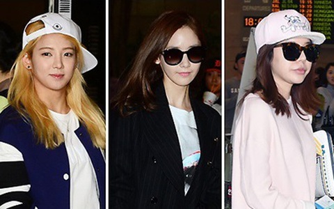 SNSD tươi cười tại sân bay sau 4 ngày Jessica rời nhóm