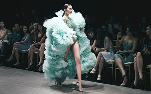 Điểm lại những hot - trend “khuấy đảo” Tuần lễ Nhà thiết kế thời trang Việt Nam Thu/Đông 2016