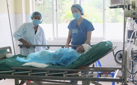 Lời kể cảm động của người vợ chiến sĩ sống sót duy nhất sau vụ rơi máy bay 