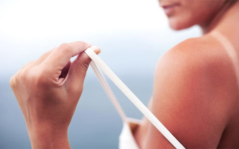 Những nhân tố mang đến hiểm họa ung thư da mà bạn không hề ngờ tới