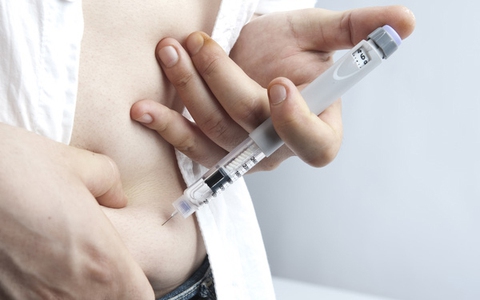 Suýt chết vì mũi tiêm insulin sai vị trí