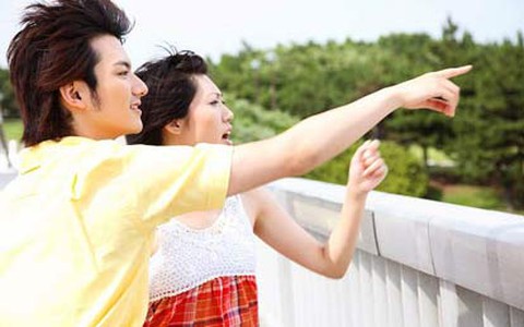 Dấu hiệu cho thấy chàng là người khiến cuộc sống của bạn "khó thở"