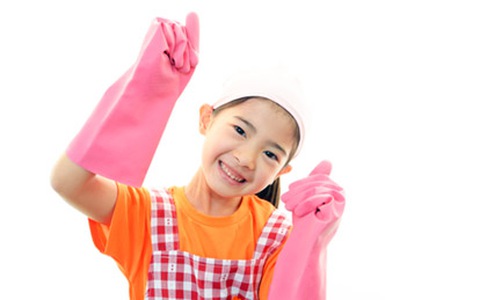 Những mẹo khuyến khích bé làm việc nhà