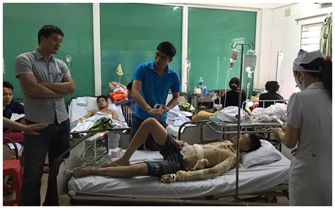 Nổ xưởng gỗ, 11 người nhập viện trong tình trạng cháy bỏng
