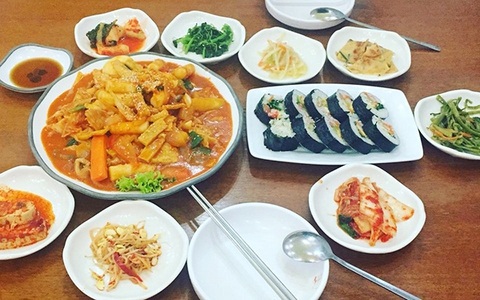 4 quán Hàn "ăn no mà không lo về giá" để cả nhà tụ tập trong kì nghỉ lễ