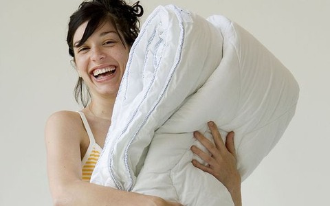 Những nguy hại này sẽ xảy ra nếu bạn không thường xuyên thay giặt chăn, ga, gối