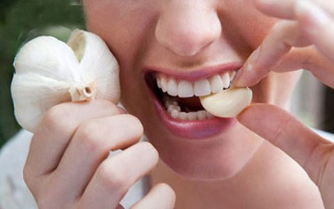 Một vài "điều cấm" cần nhớ khi ăn tỏi