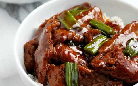Thịt bò xốt nước tương đậm đà lạ miệng