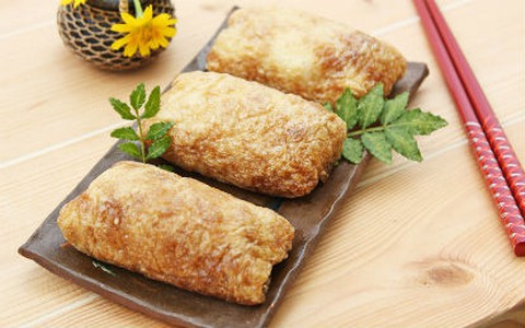 Đậu phụ cuộn cơm kiểu Nhật cho bữa trưa văn phòng