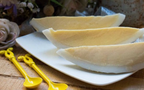 Tự làm bánh flan trái dừa ngon hơn đi mua!