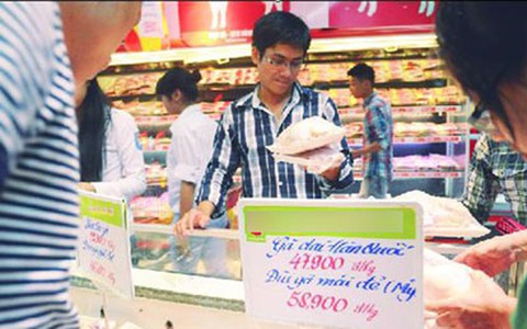 Rùng mình những vụ thực phẩm bẩn “tấn công” siêu thị