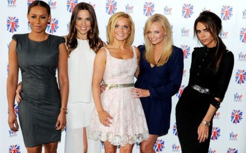 Victoria không còn là thành viên Spice Girls