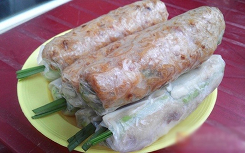 Sài Gòn: Khám phá hàng gỏi cuốn siêu hấp dẫn ở khu Lê Văn Sỹ