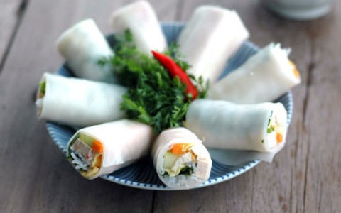 Phở cuốn thập cẩm ăn no không lo tăng cân!