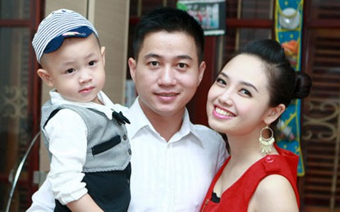 Hạnh phúc ngọt ngào "ngày ấy - bây giờ" của một cặp vợ chồng trẻ