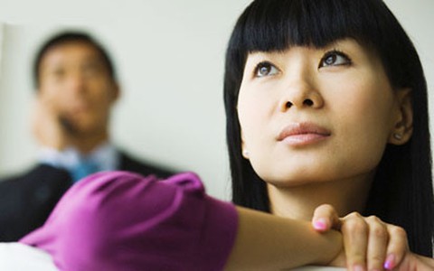 Qua 2 cái Tết ở nhà chồng, năm nào cũng thấy hoảng sợ vì lo tiền