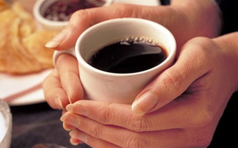 Lý do khiến bạn luôn bị chân tay lạnh trong mùa đông và cách khắc phục