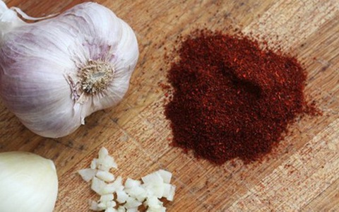 Tự làm thuốc trừ sâu không độc hại với sức khỏe con người cho vườn cây trong nhà phố 