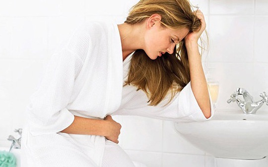 Chữa đau bụng kinh bằng thuốc giảm đau có thể gây 'hội chứng không rụng trứng' dẫn tới vô sinh