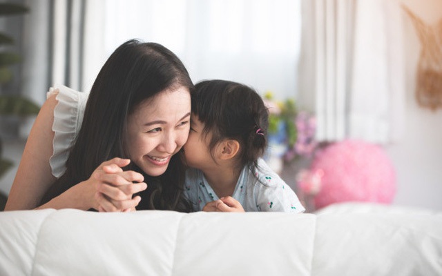 Nuôi dạy con gái trở nên dịu dàng, tốt bụng chưa hẳn đã tốt