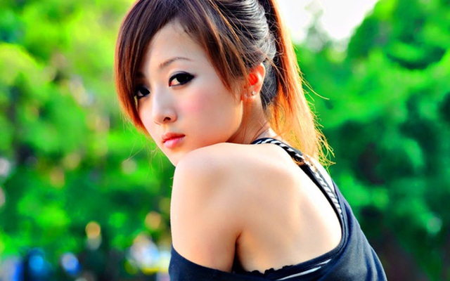 Thấy tiền vàng trong két sắt đã biến mất, tôi hốt hoảng gọi điện cho chồng thì anh đáp một câu khiến tôi chao đảo