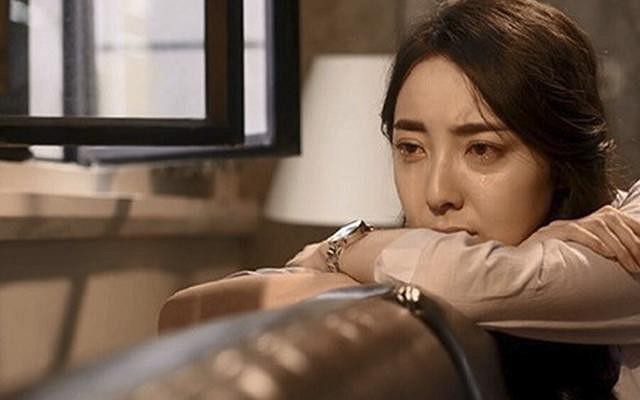 Cưới nhau gần 4 năm mà chồng không cho "thả", tôi càng bức xúc hơn với câu trả lời của anh