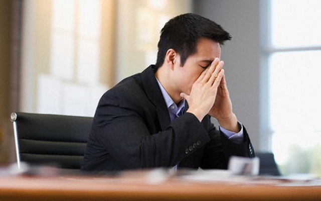 Nửa đêm vợ lén vào phòng vệ sinh gọi điện, tôi nghi ngờ nên điều tra nhưng kể từ khi anh ta bắt máy, tôi sững sờ không dám tin vào tai mình