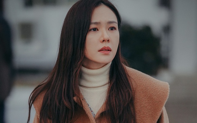Giận vợ cả tuần vì dám chê mẹ keo kiệt, tôi bật khóc và lớn tiếng trách bà khi chứng kiến nồi cá kho trong mâm cơm tối