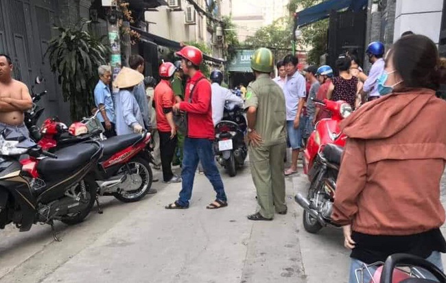 TP.HCM: Xô xát sau cự cãi, tài xế xe ôm công nghệ bất ngờ gục xuống tử vong