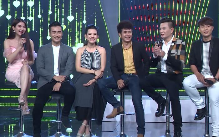 Cổng Mặt Trời Nhạc Phim